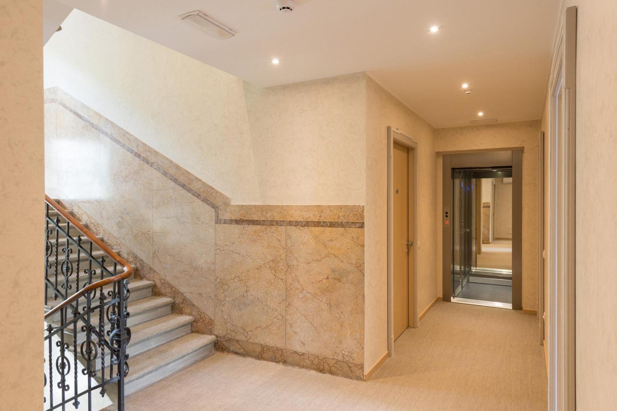 Hotel Helvetia レッツェノ エクステリア 写真